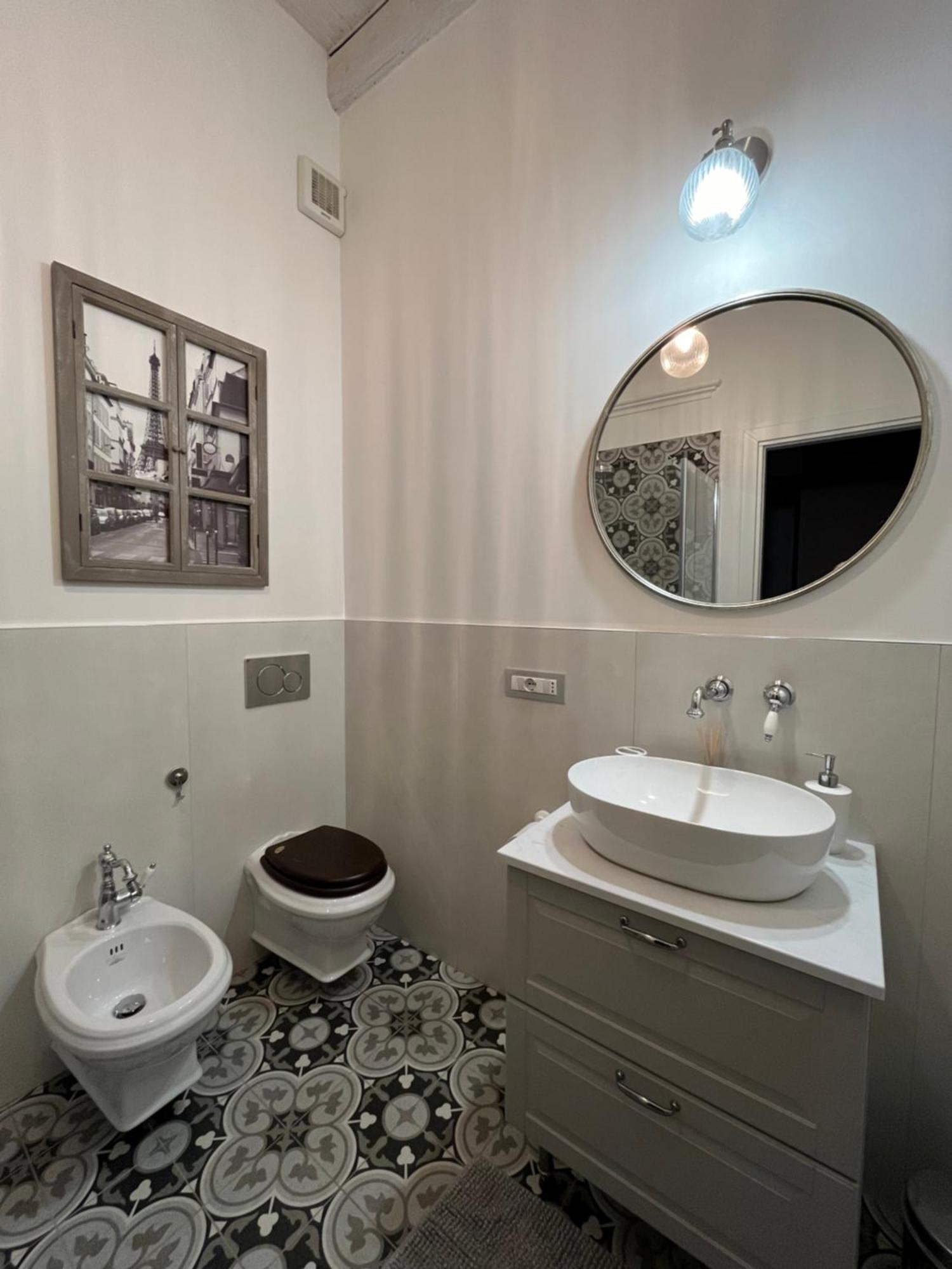 Casa Di Ringhiera Old Milan Apartment Bagian luar foto